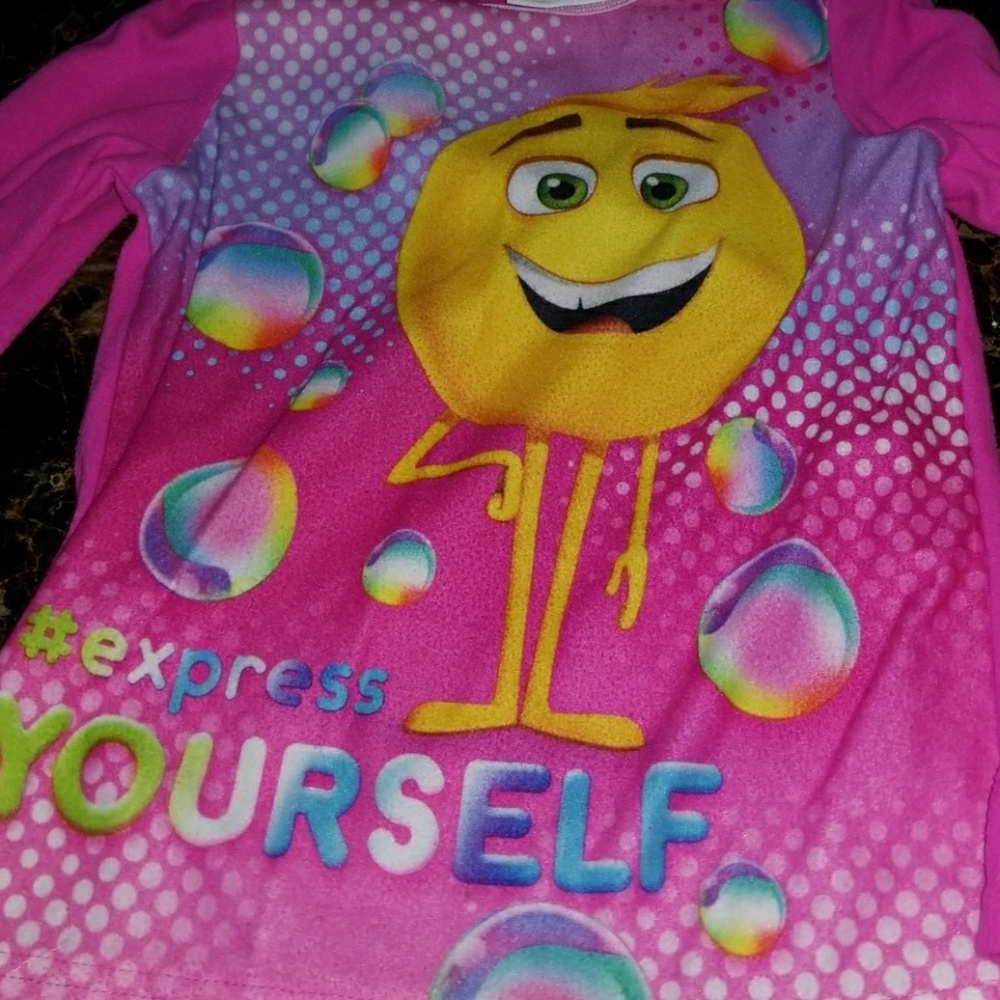 Girls Emoji Flannel PJs - Picture 2 of 4